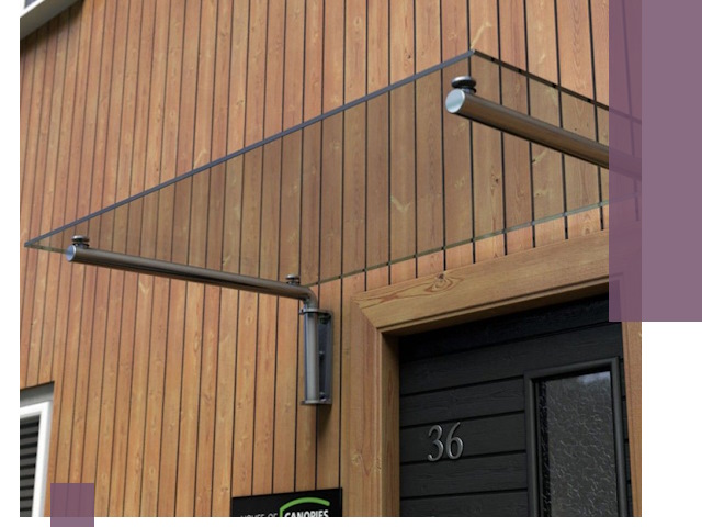 Стеклянные козырьки на входы и фасады в Городце