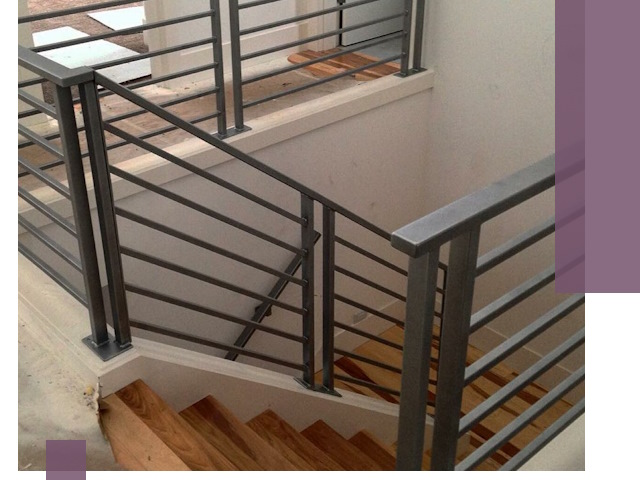 Изготовление поручней из металла и дерева в Городце